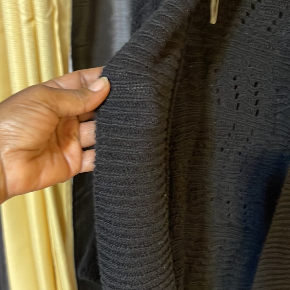 Cardigan - Picture 3 of 6